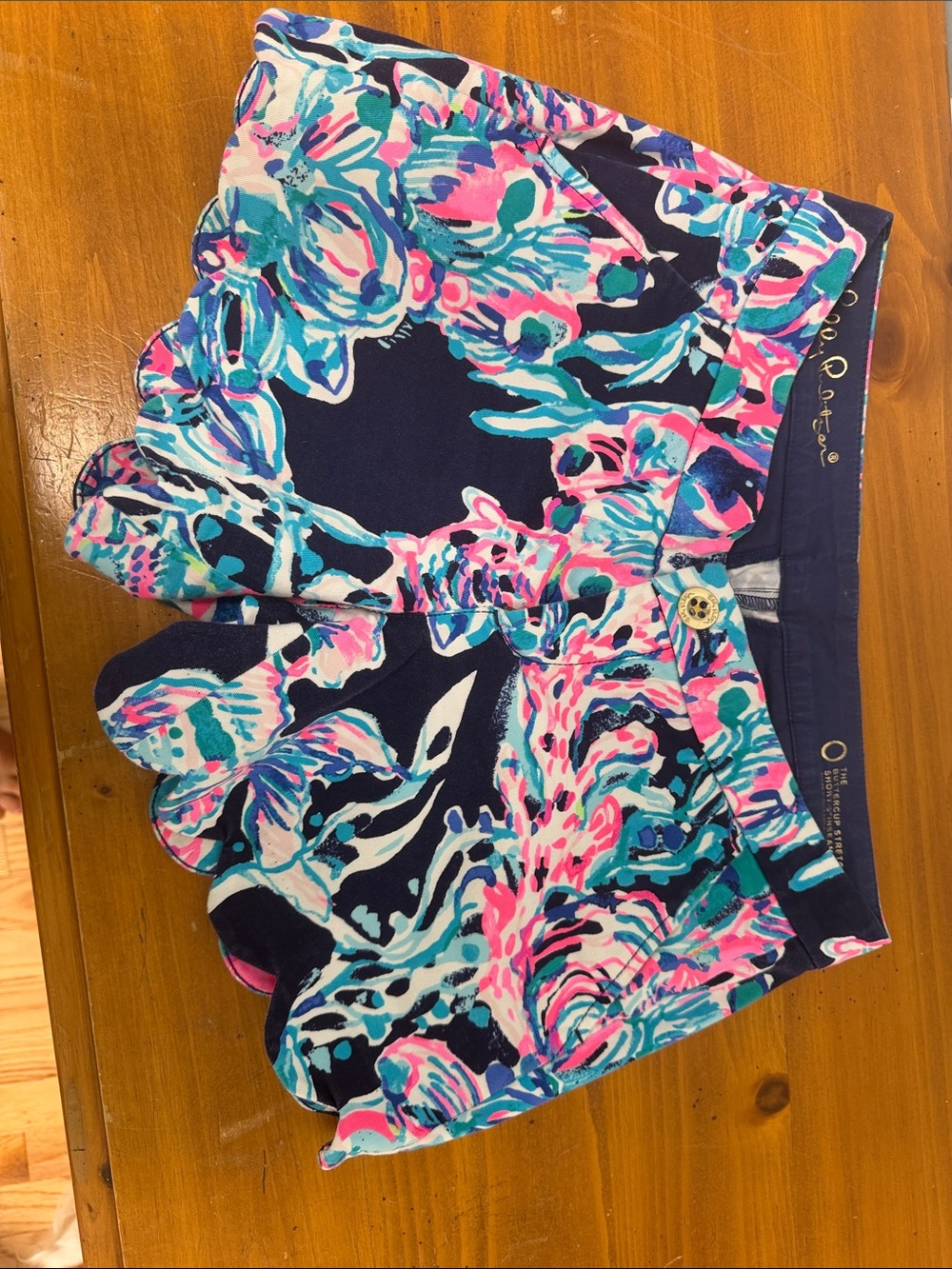 Lilly Pulitzer Navy Floral Scallop Hem Shorts with Pink & Teal Print 5 inch